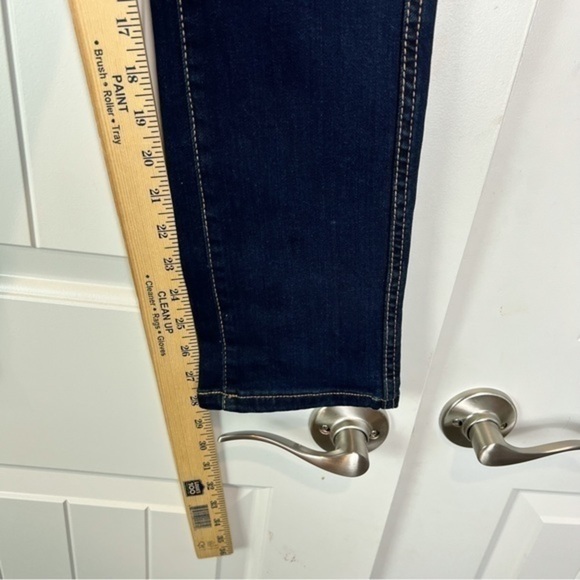 We Wore What Womens Dark Blue Button Fly Stretch Danielle Jeans womens - Picture 8 of 13